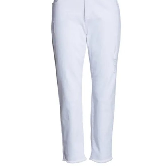 KUT from the Kloth Amy Crop Petite White Jeans - Picture 4 of 4